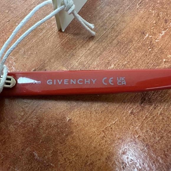 NWT Givenchy Red Cat Eye Sunglasses - Picture 7 of 9